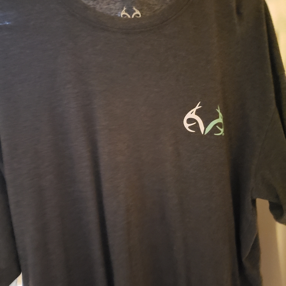 2/$5 Realtree Tshirt